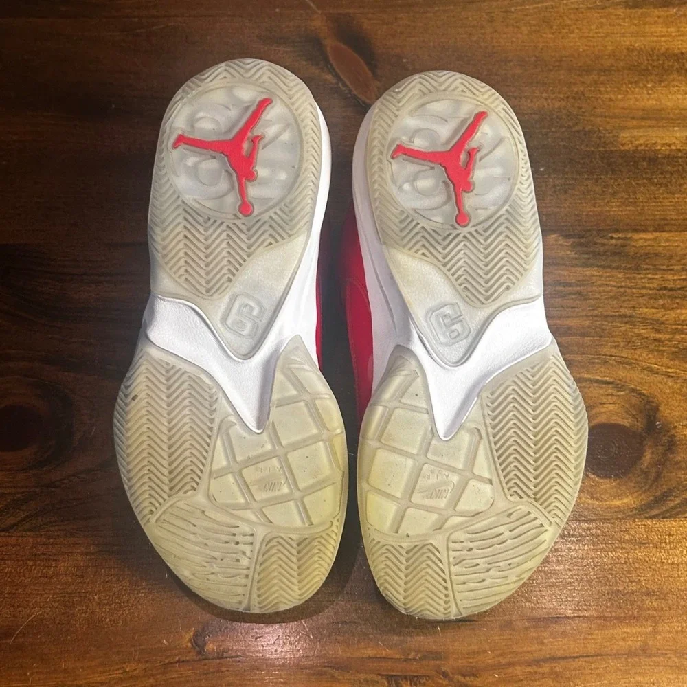Nike Jordan Max Aura 3 Red White Youth Kids Basketball Shoes Sneakers Size 6.5